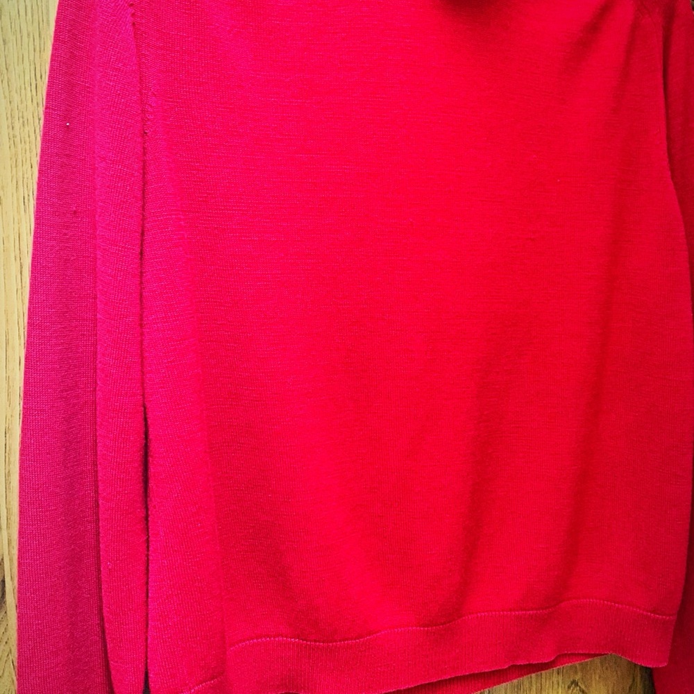 August Silk Sweater Size XL